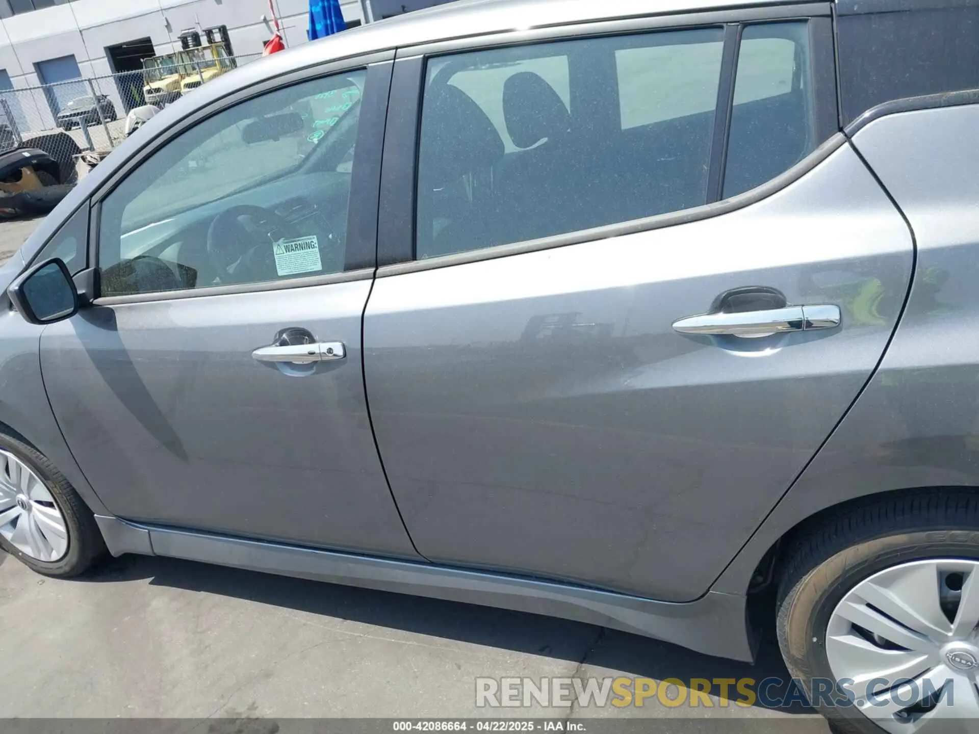 15 Photograph of a damaged car 1N4AZ1BV1SC550694 NISSAN LEAF 2025