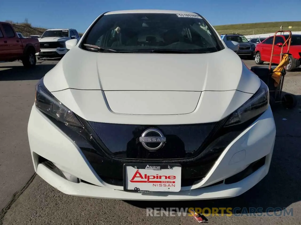 5 Photograph of a damaged car 1N4AZ1BV1SC562084 NISSAN LEAF 2025