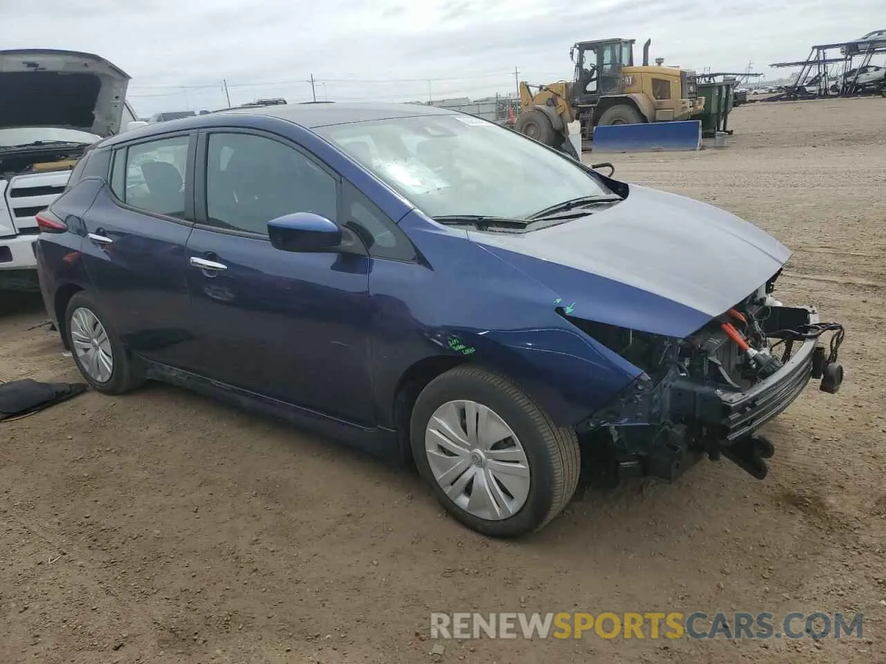 4 Photograph of a damaged car 1N4AZ1BV4SC558885 NISSAN LEAF 2025