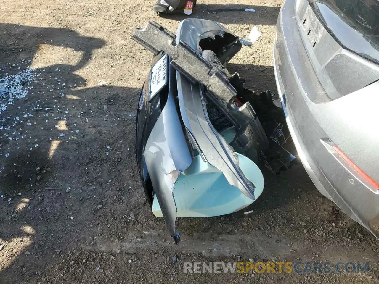 13 Photograph of a damaged car 1N4AZ1BV7SC564793 NISSAN LEAF 2025