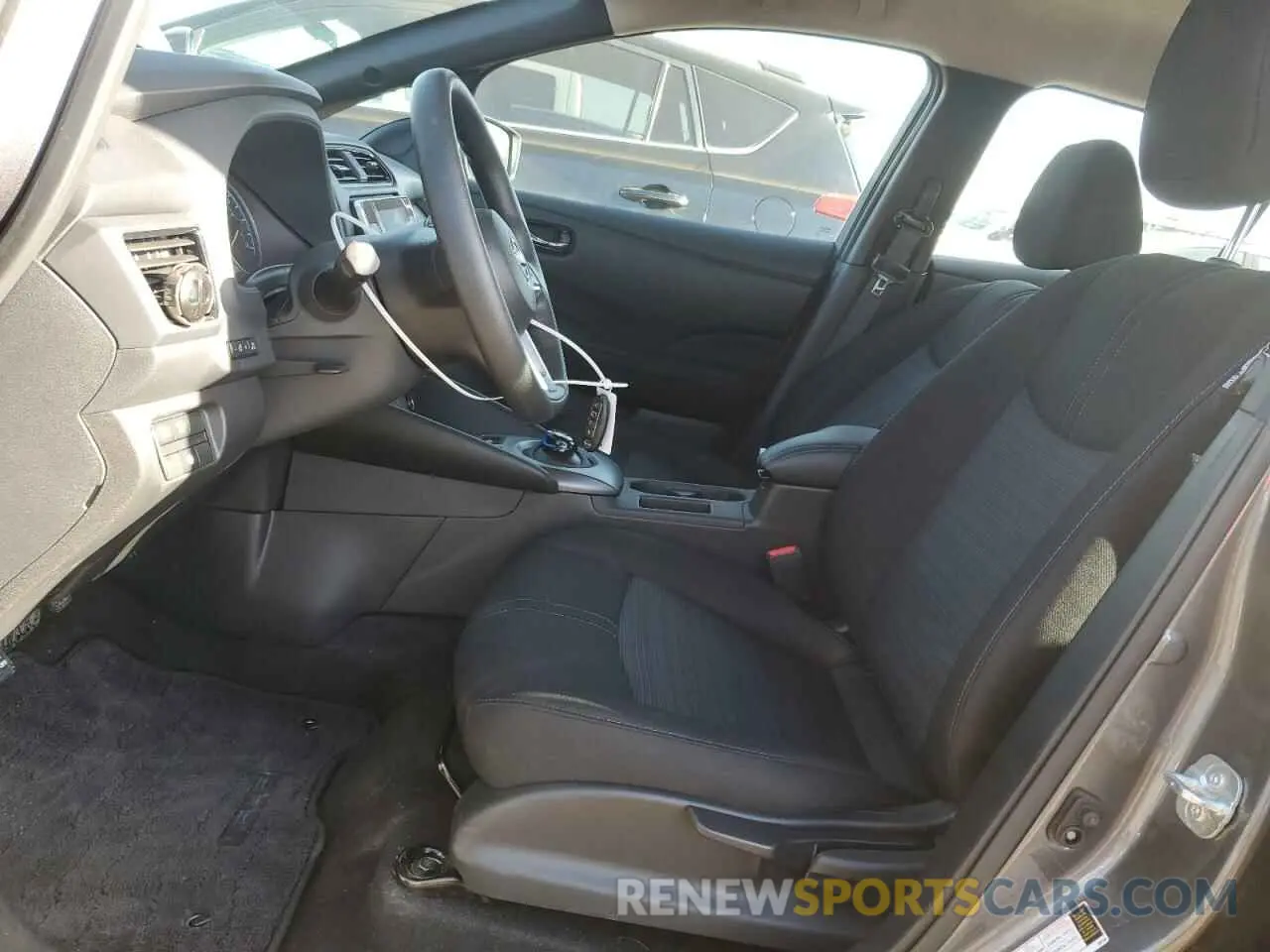 7 Photograph of a damaged car 1N4AZ1BV7SC564793 NISSAN LEAF 2025