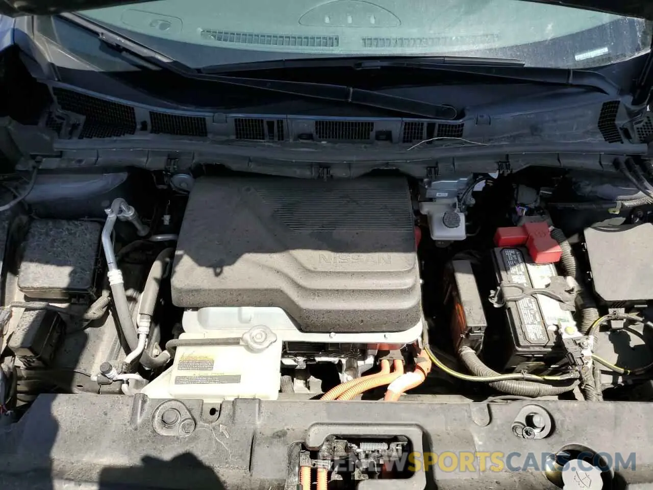 11 Photograph of a damaged car 1N4AZ1BV8SC558033 NISSAN LEAF 2025