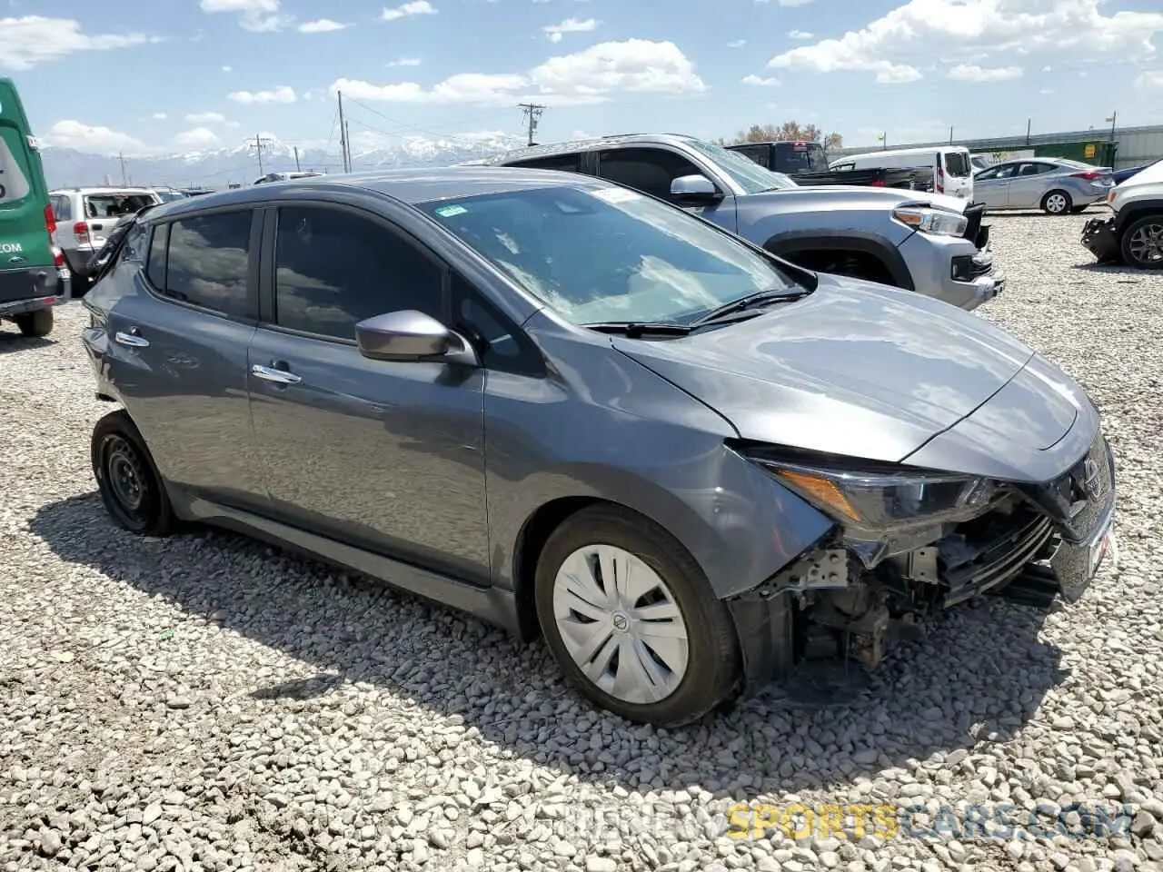 4 Photograph of a damaged car 1N4AZ1BV8SC558033 NISSAN LEAF 2025