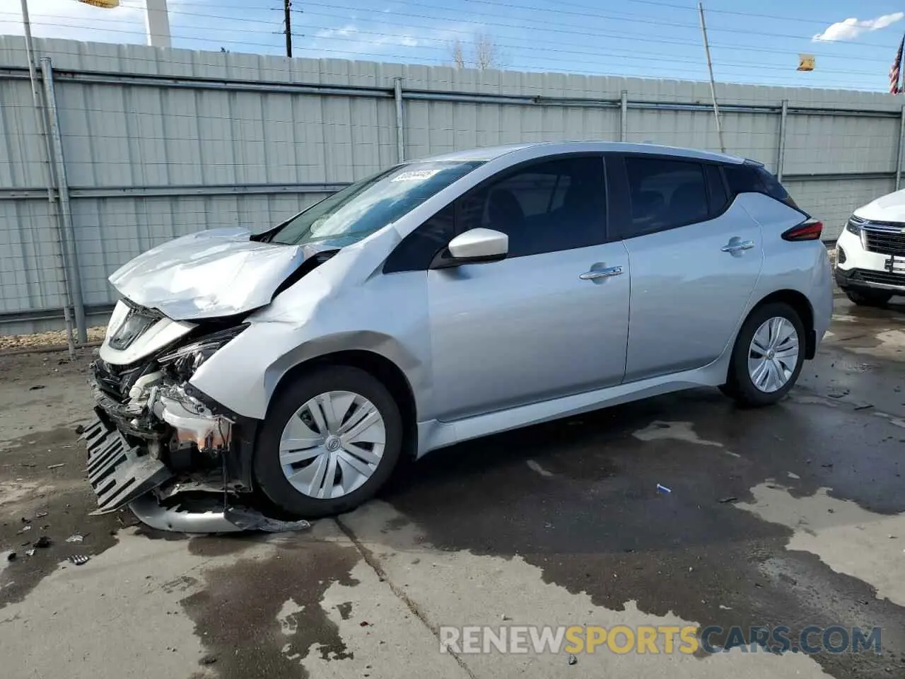1 Photograph of a damaged car 1N4AZ1BV9SC561541 NISSAN LEAF 2025
