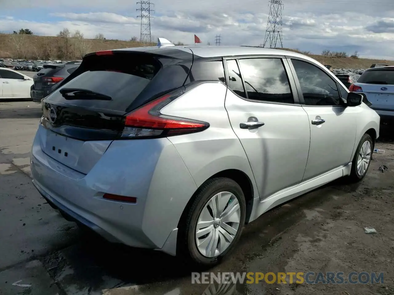 3 Photograph of a damaged car 1N4AZ1BV9SC561541 NISSAN LEAF 2025
