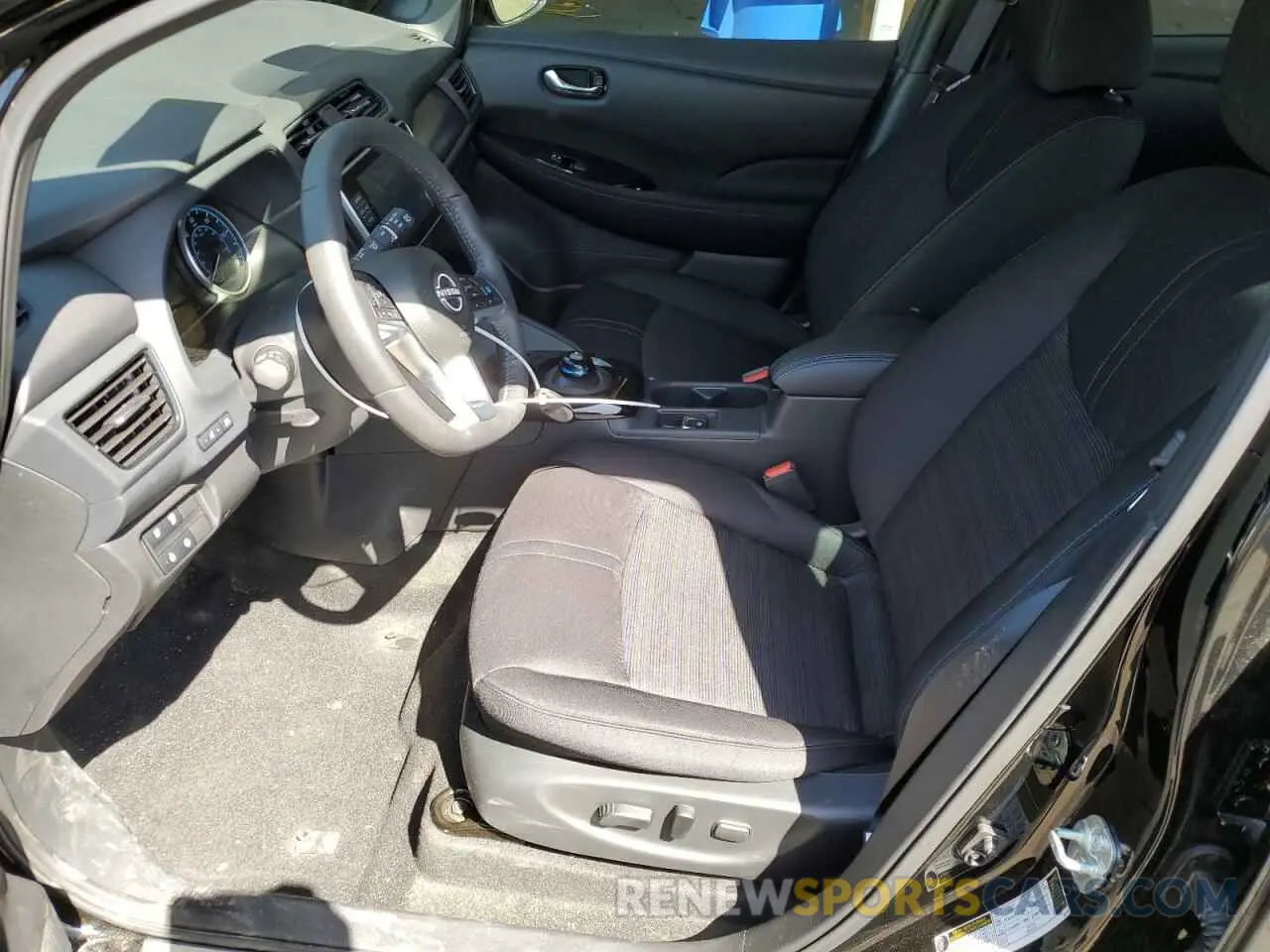 7 Photograph of a damaged car 1N4CZ1CV0SC566585 NISSAN LEAF 2025