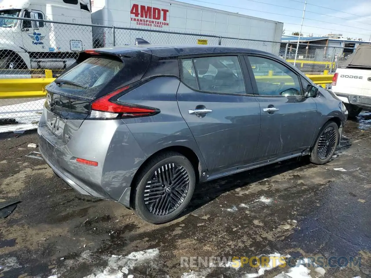 3 Photograph of a damaged car 1N4CZ1CV1SC557488 NISSAN LEAF 2025