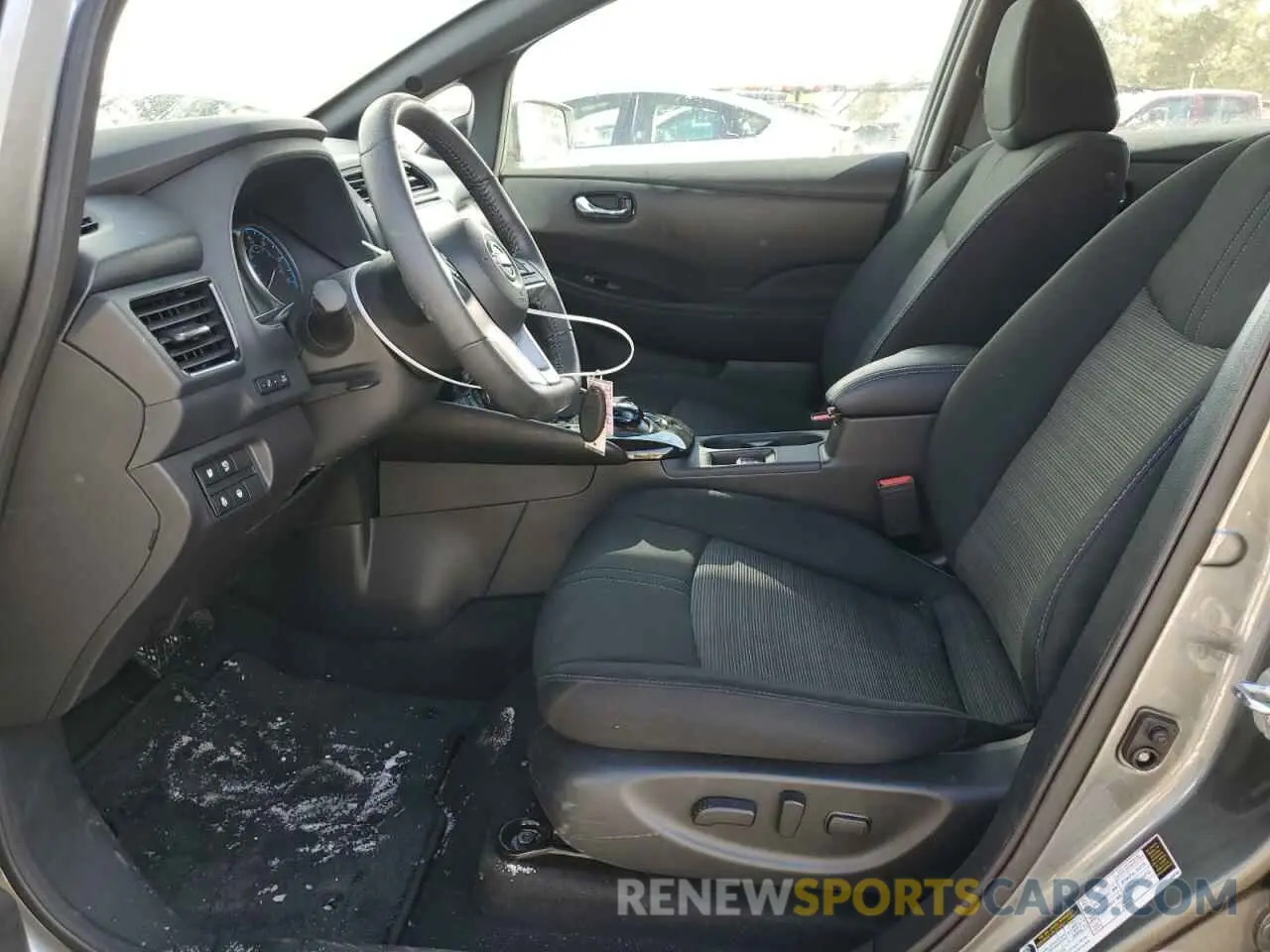 7 Photograph of a damaged car 1N4CZ1CV1SC557488 NISSAN LEAF 2025