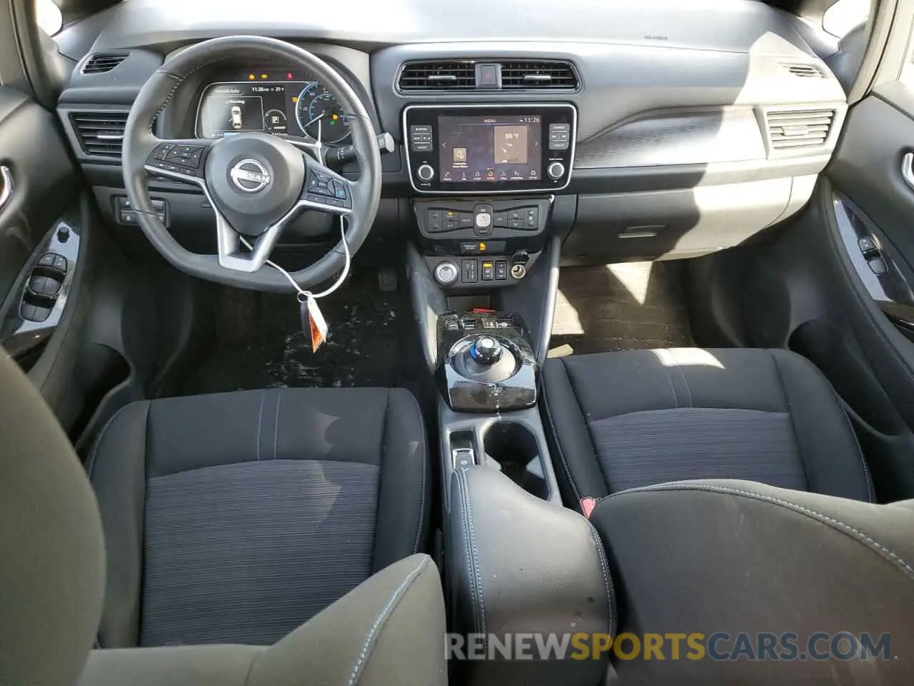 8 Photograph of a damaged car 1N4CZ1CV1SC557488 NISSAN LEAF 2025