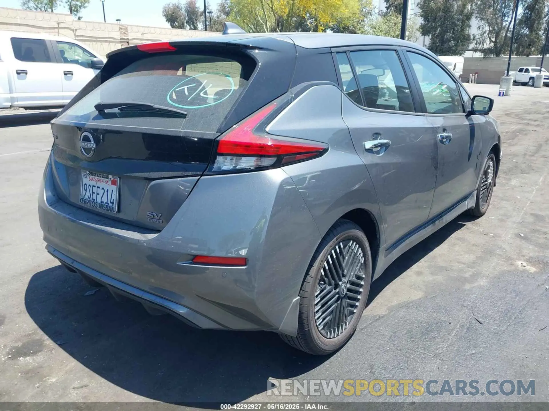 4 Photograph of a damaged car 1N4CZ1CV4SC558120 NISSAN LEAF 2025