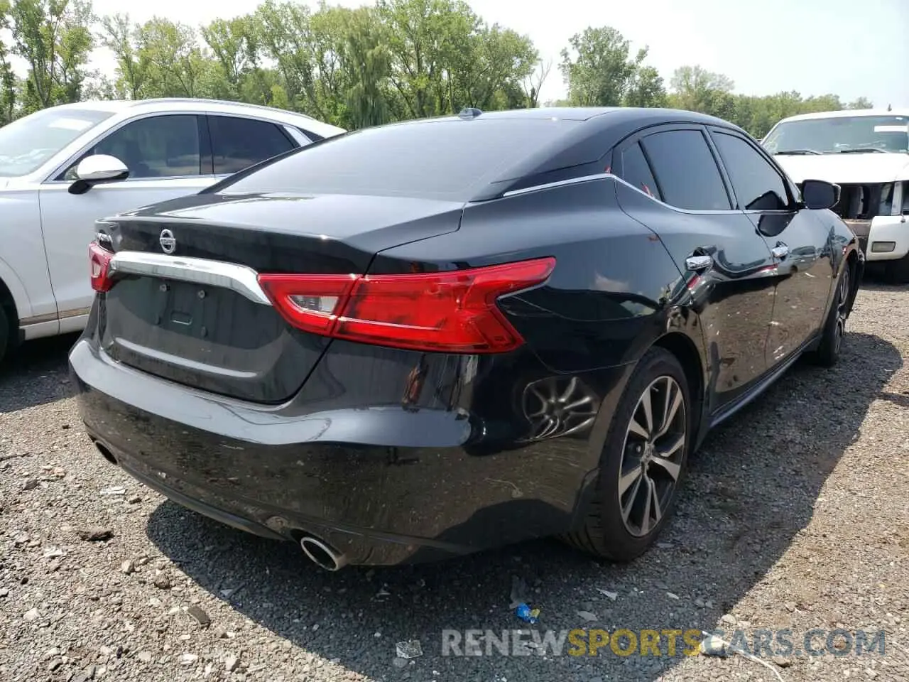 3 Photograph of a damaged car 1N4AA6AP3JC404805 NISSAN MAXIMA 2018