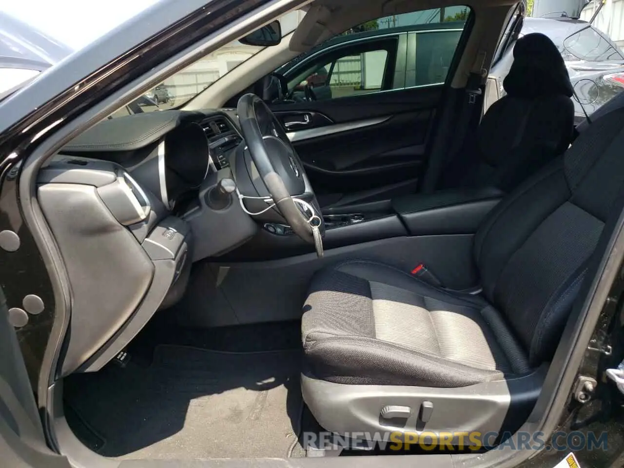 7 Photograph of a damaged car 1N4AA6AP3JC404805 NISSAN MAXIMA 2018