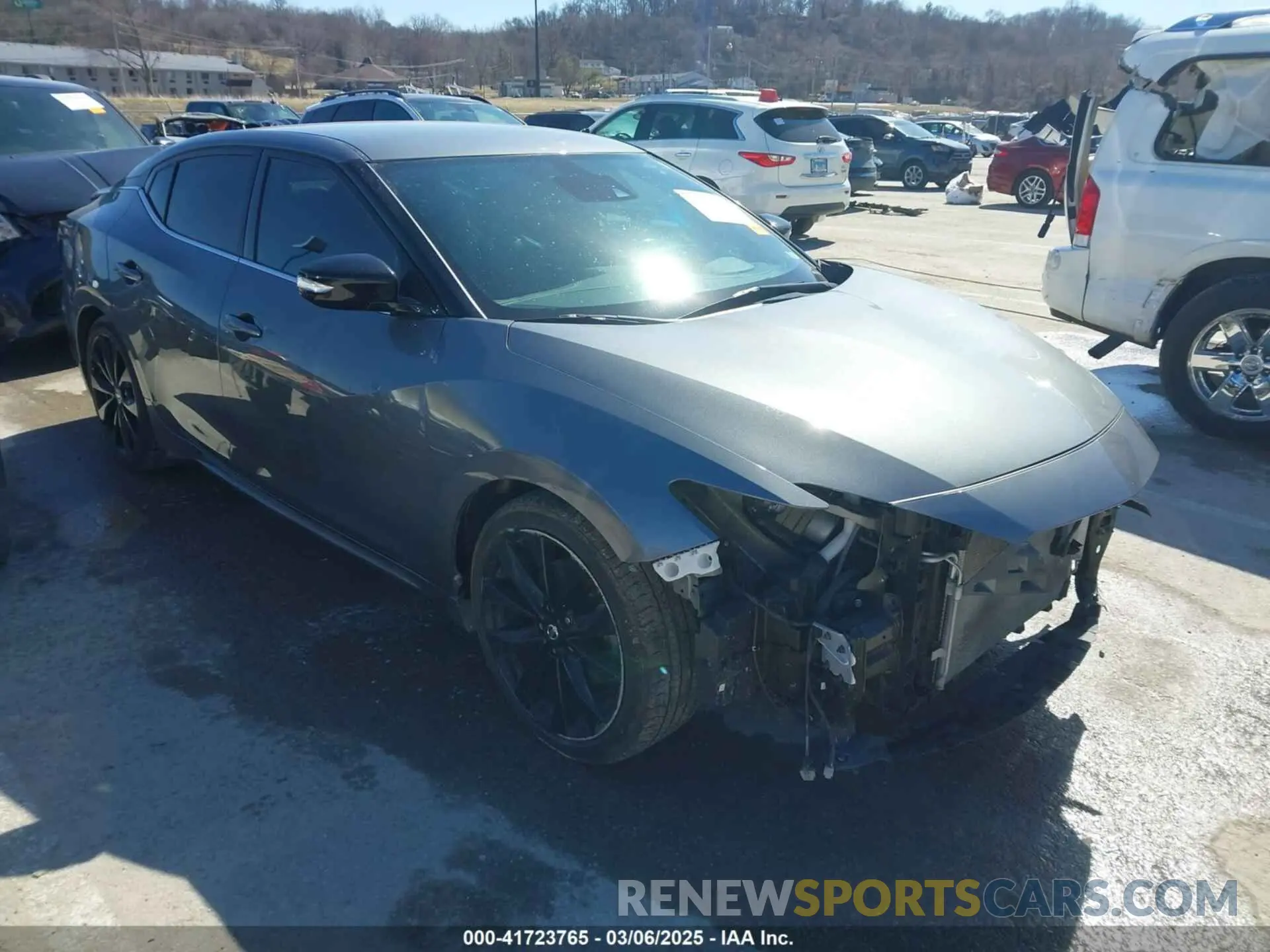 1 Photograph of a damaged car 1N4AA6AV0KC360617 NISSAN MAXIMA 2019