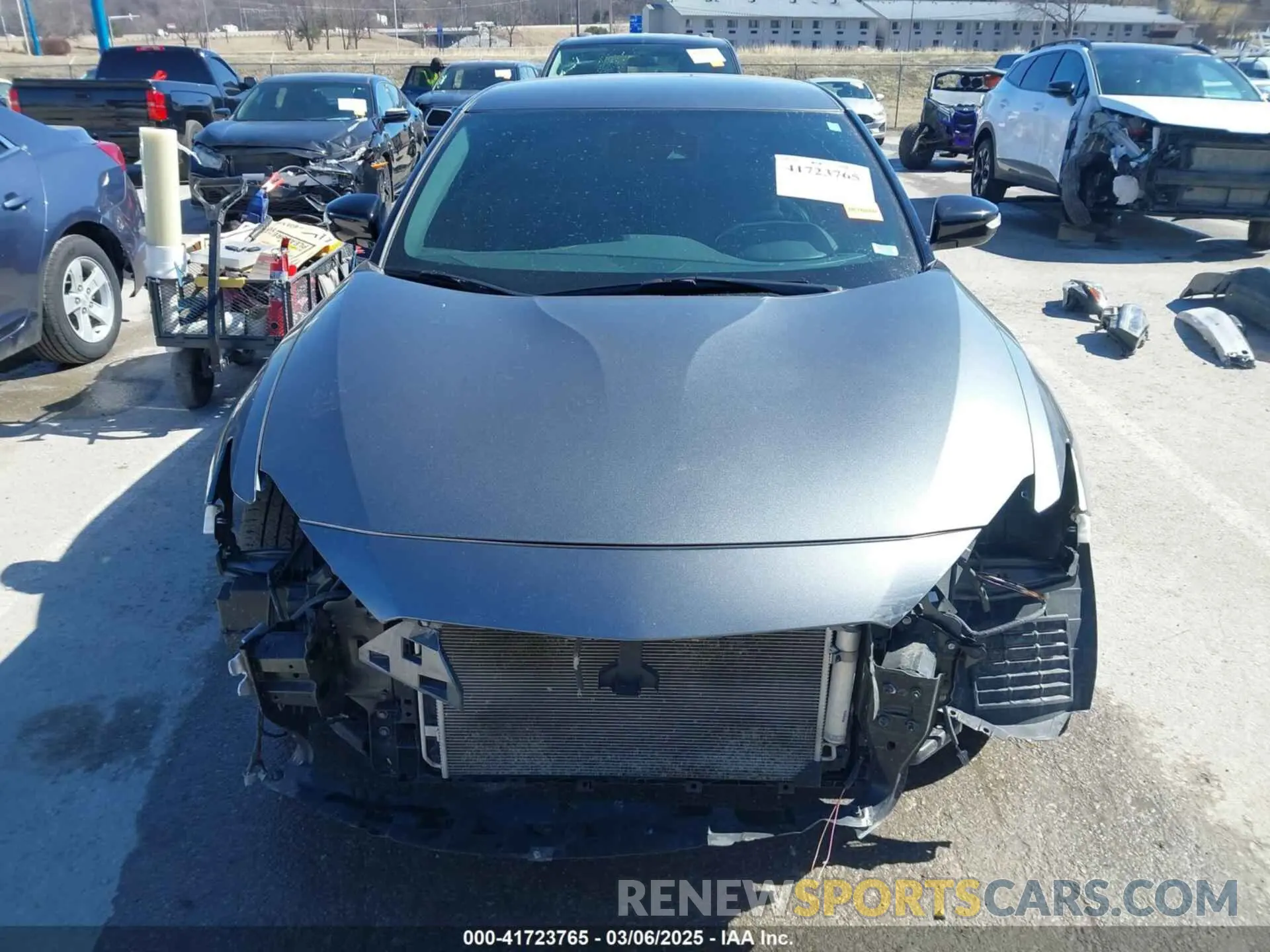 13 Photograph of a damaged car 1N4AA6AV0KC360617 NISSAN MAXIMA 2019
