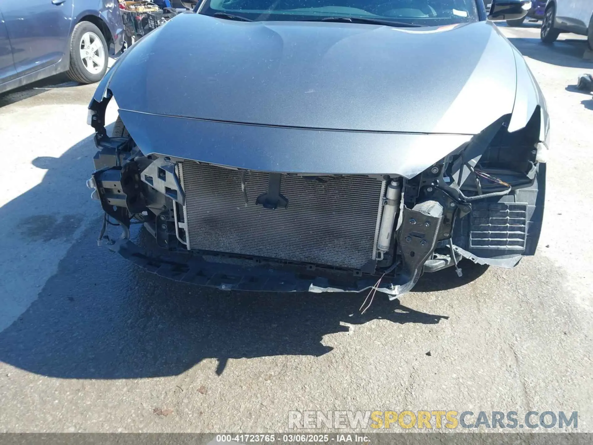 6 Photograph of a damaged car 1N4AA6AV0KC360617 NISSAN MAXIMA 2019