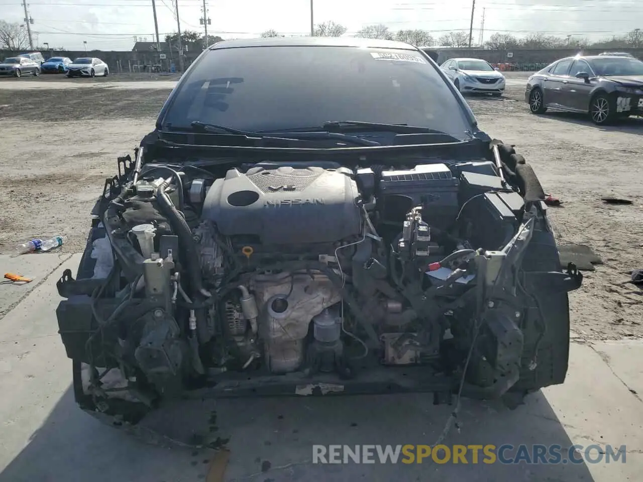 5 Photograph of a damaged car 1N4AA6AV0KC361606 NISSAN MAXIMA 2019