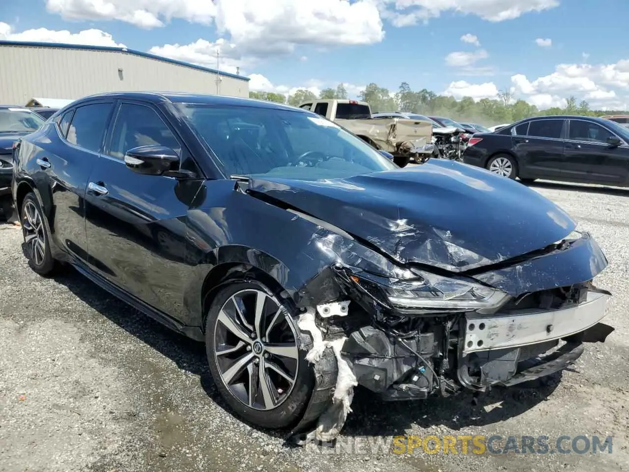 4 Photograph of a damaged car 1N4AA6AV0KC373349 NISSAN MAXIMA 2019