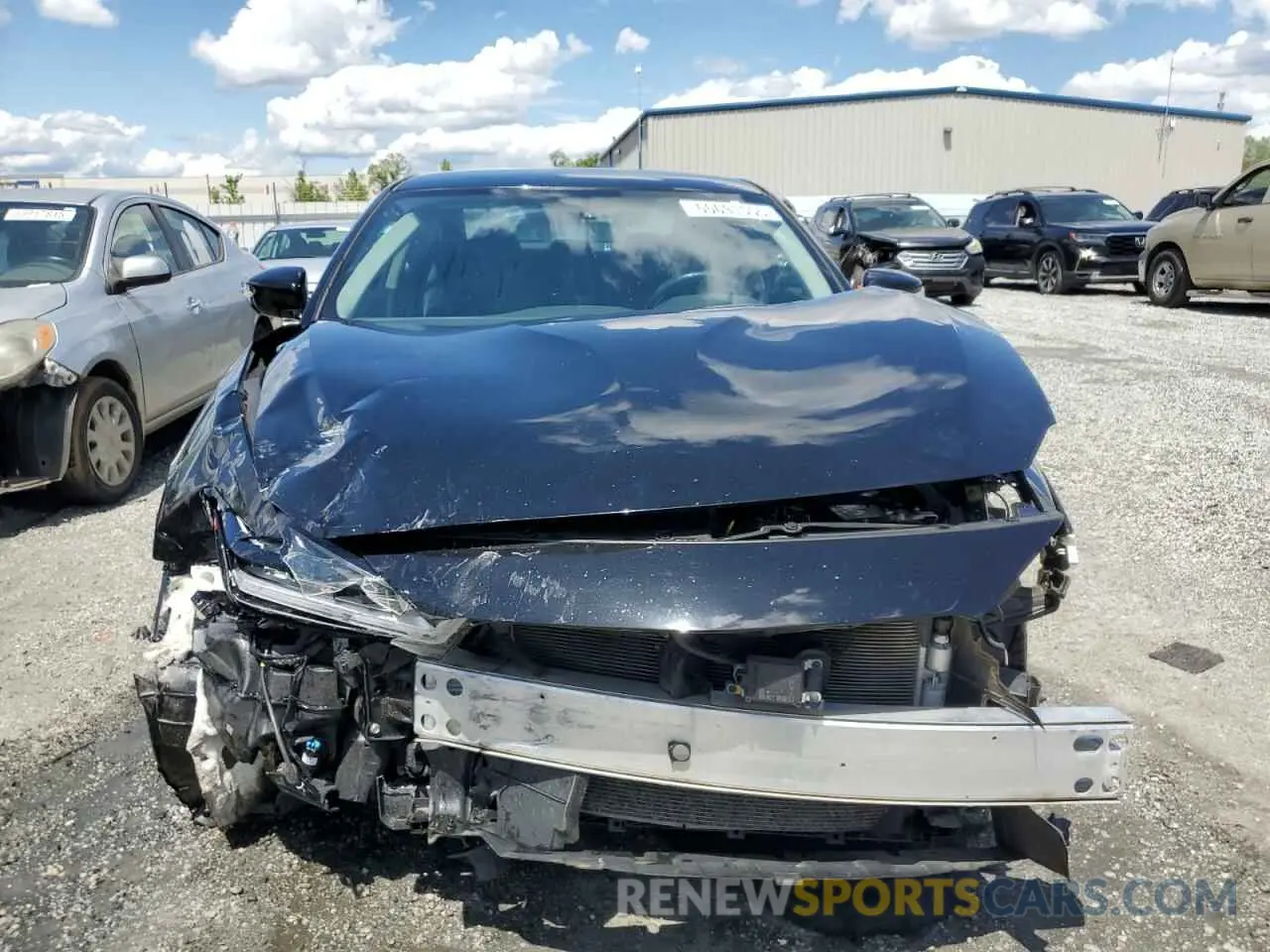 5 Photograph of a damaged car 1N4AA6AV0KC373349 NISSAN MAXIMA 2019