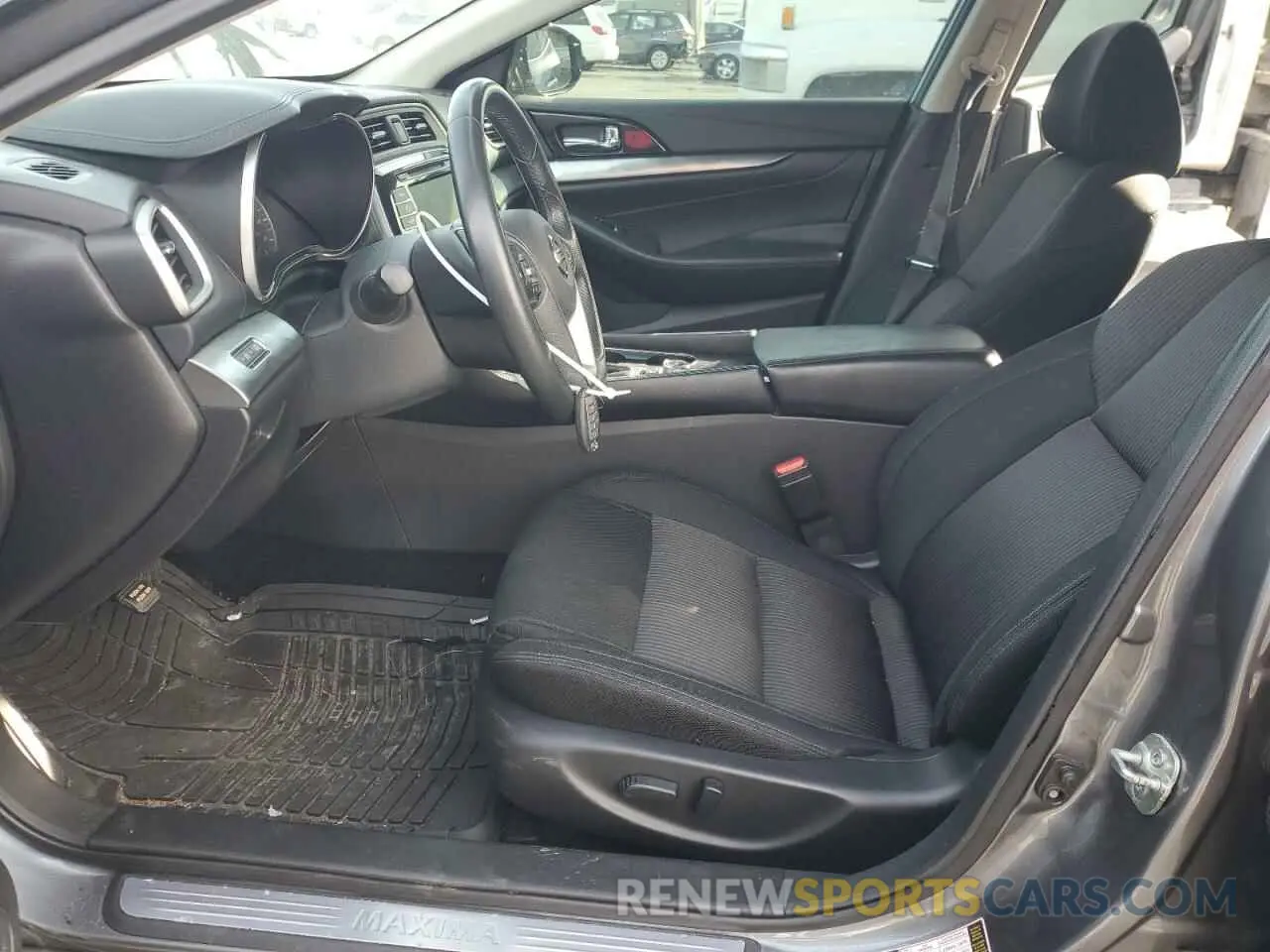 7 Photograph of a damaged car 1N4AA6AV0KC374534 NISSAN MAXIMA 2019