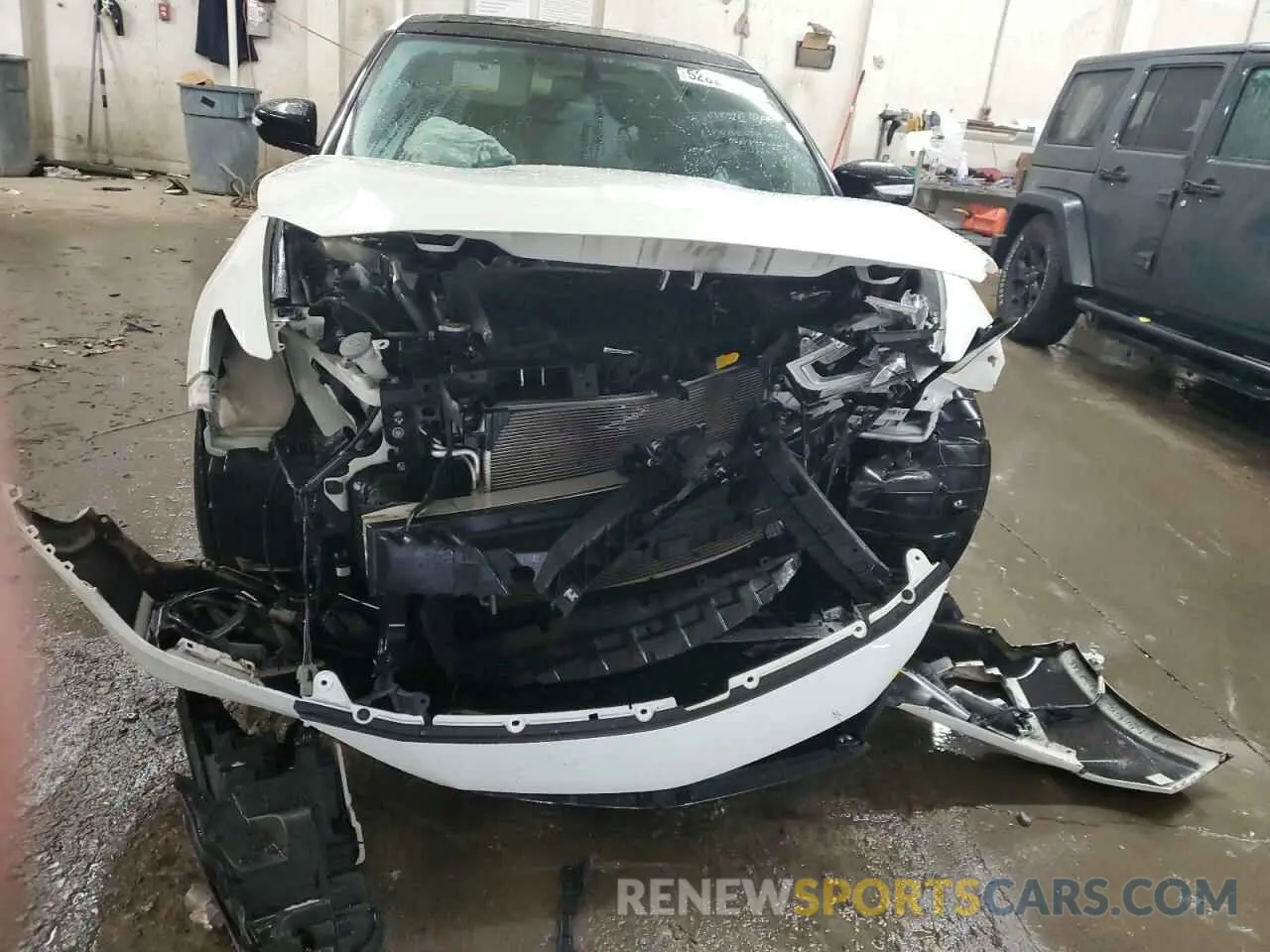 5 Photograph of a damaged car 1N4AA6AV0KC378681 NISSAN MAXIMA 2019