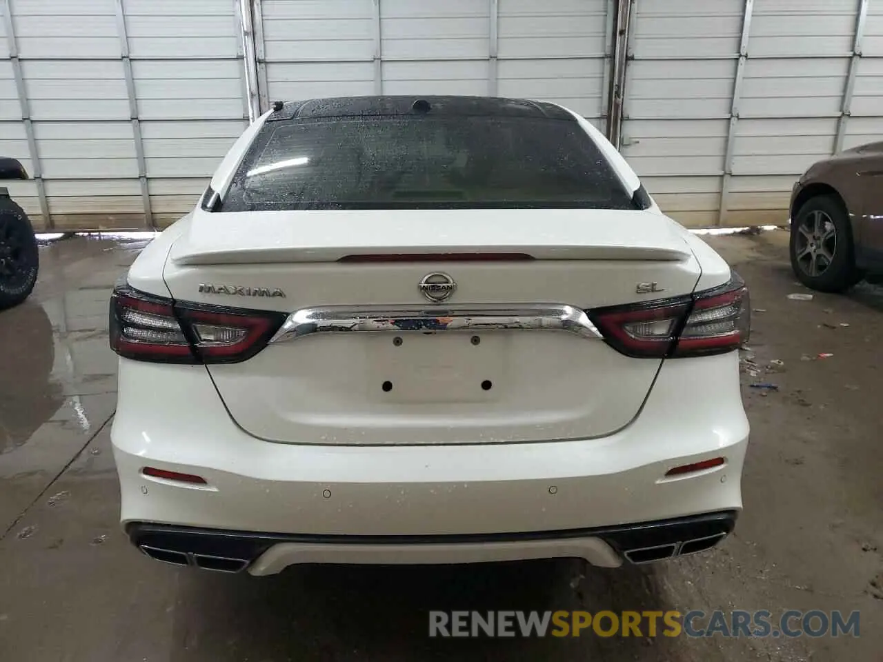 6 Photograph of a damaged car 1N4AA6AV0KC378681 NISSAN MAXIMA 2019
