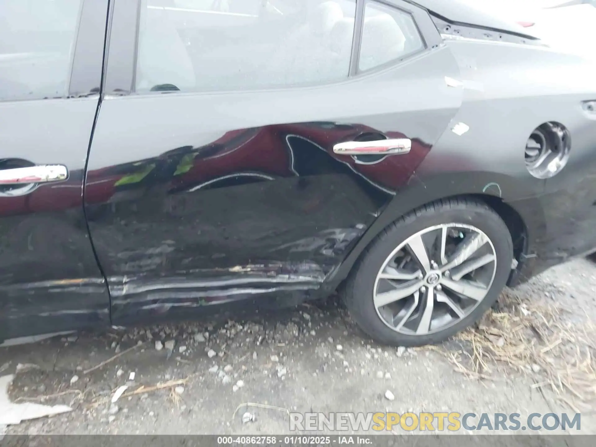 6 Photograph of a damaged car 1N4AA6AV0KC379524 NISSAN MAXIMA 2019