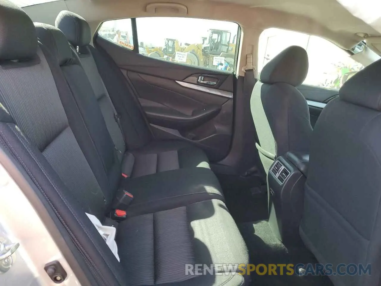 10 Photograph of a damaged car 1N4AA6AV0KC382231 NISSAN MAXIMA 2019
