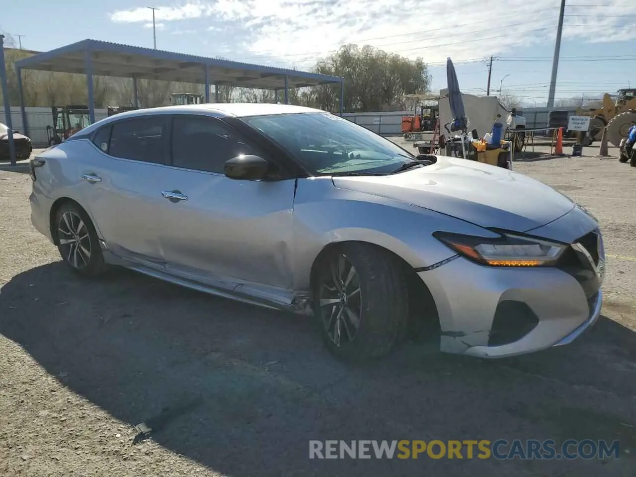 4 Photograph of a damaged car 1N4AA6AV0KC382231 NISSAN MAXIMA 2019