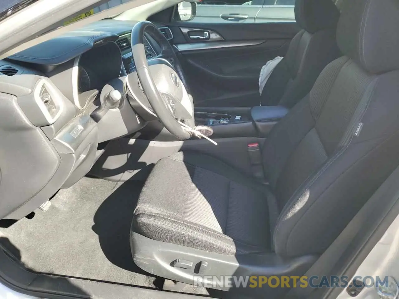 7 Photograph of a damaged car 1N4AA6AV0KC382231 NISSAN MAXIMA 2019