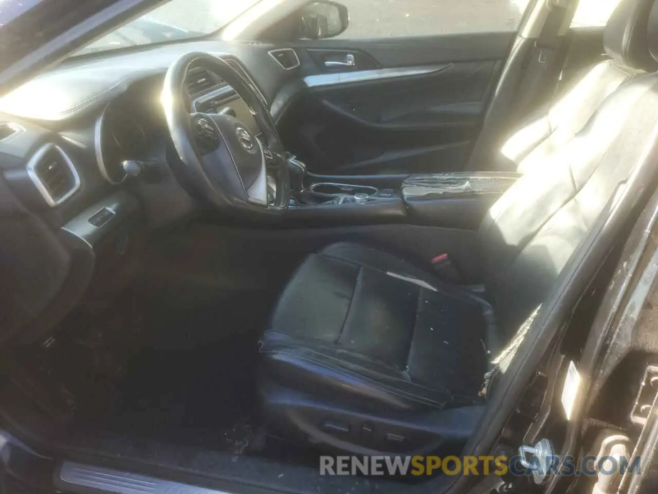 7 Photograph of a damaged car 1N4AA6AV1KC372727 NISSAN MAXIMA 2019