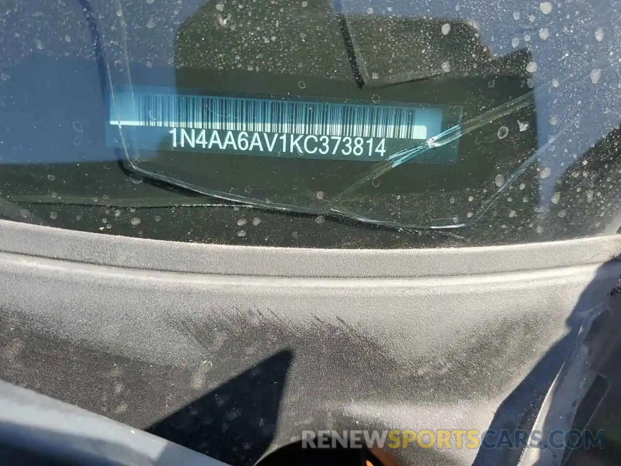 13 Photograph of a damaged car 1N4AA6AV1KC373814 NISSAN MAXIMA 2019