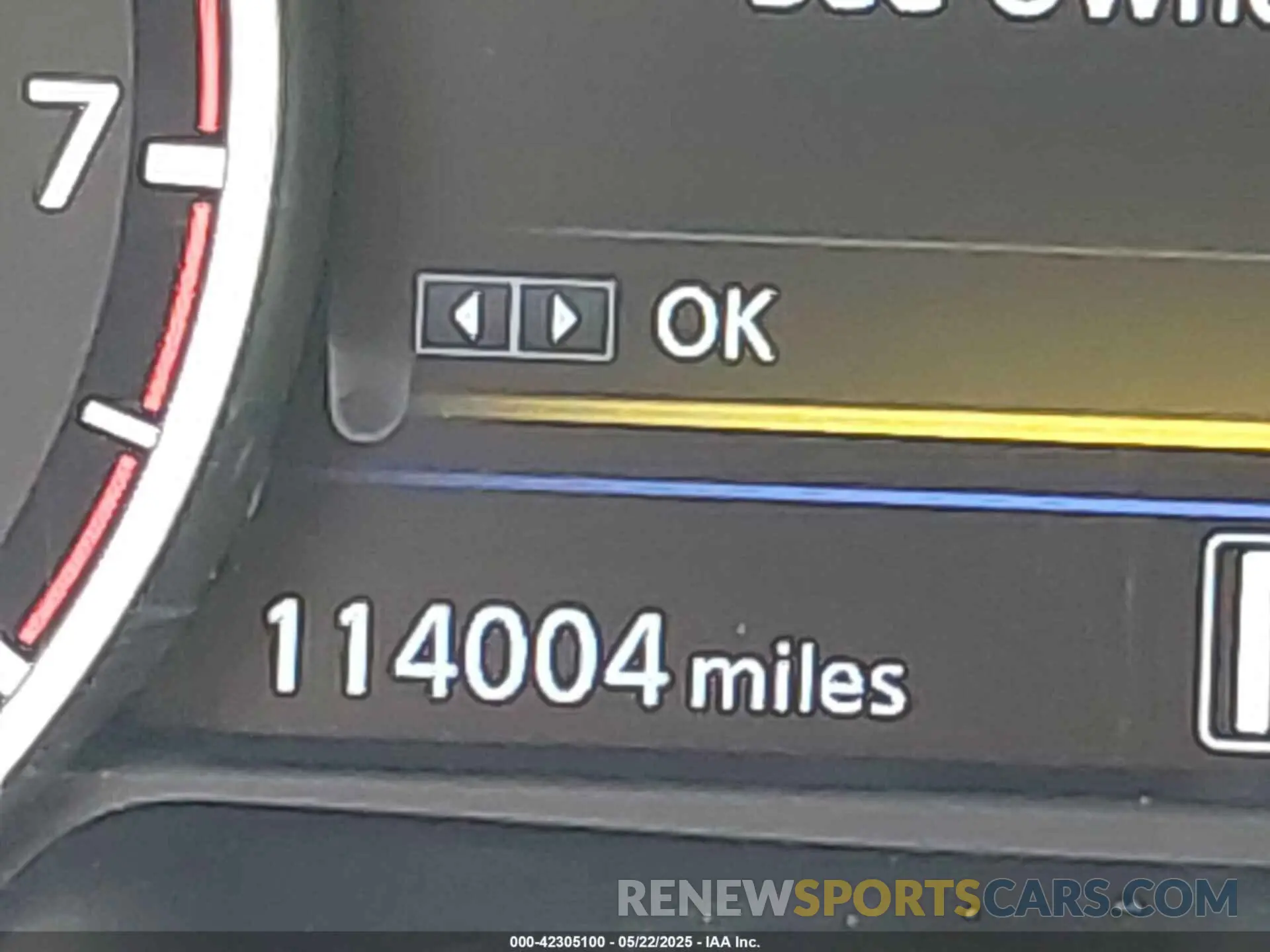 16 Photograph of a damaged car 1N4AA6AV1KC379936 NISSAN MAXIMA 2019