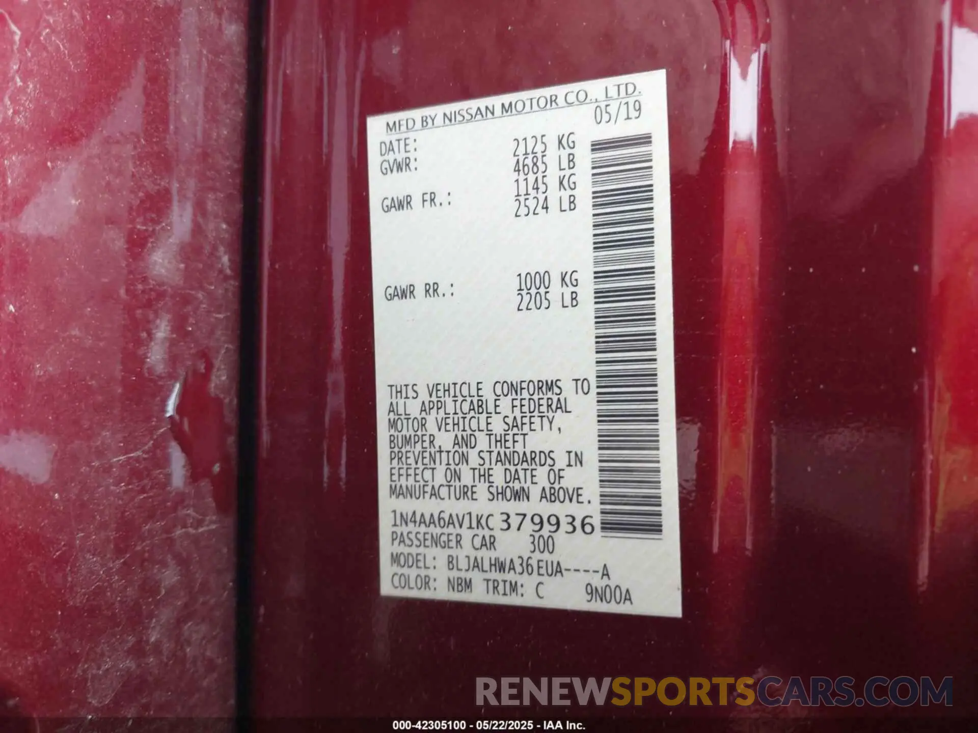 9 Photograph of a damaged car 1N4AA6AV1KC379936 NISSAN MAXIMA 2019