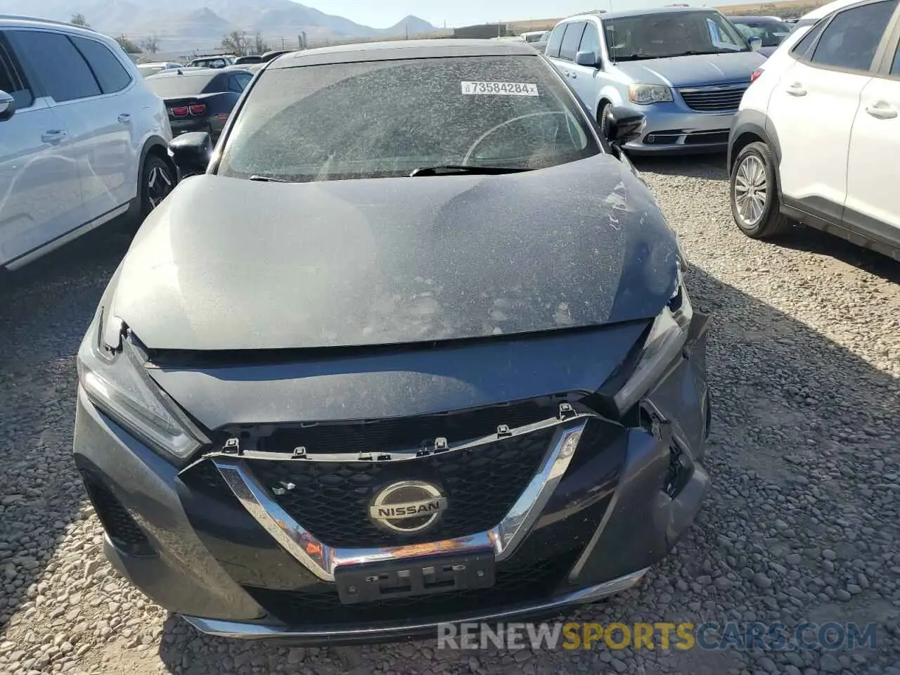 5 Photograph of a damaged car 1N4AA6AV1KC382125 NISSAN MAXIMA 2019