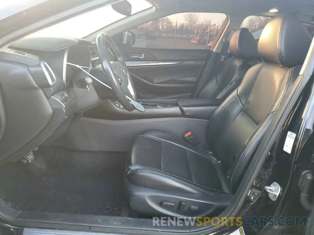 7 Photograph of a damaged car 1N4AA6AV2KC369965 NISSAN MAXIMA 2019