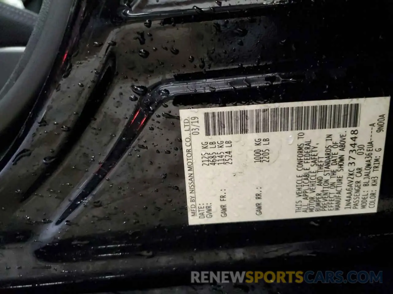 12 Photograph of a damaged car 1N4AA6AV2KC373448 NISSAN MAXIMA 2019