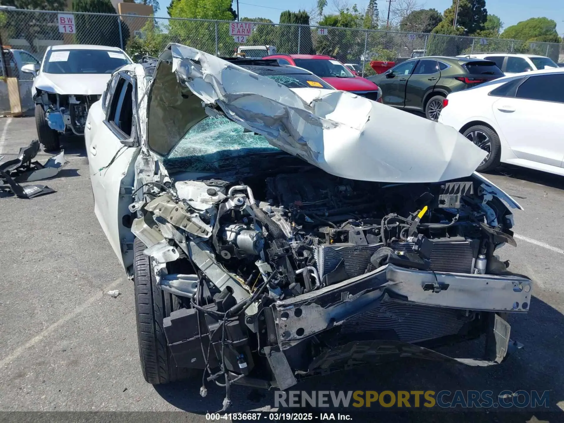 1 Photograph of a damaged car 1N4AA6AV2KC375376 NISSAN MAXIMA 2019