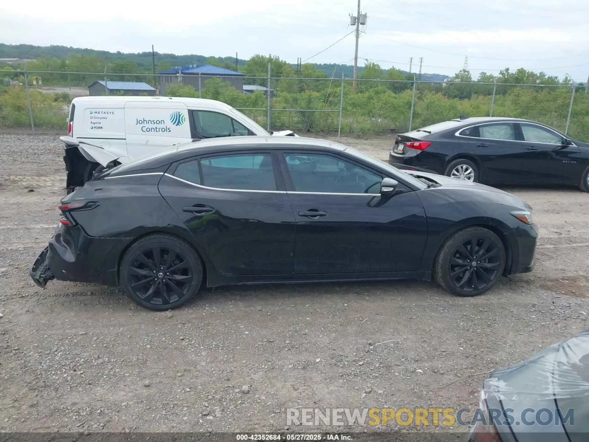 13 Photograph of a damaged car 1N4AA6AV2KC379489 NISSAN MAXIMA 2019