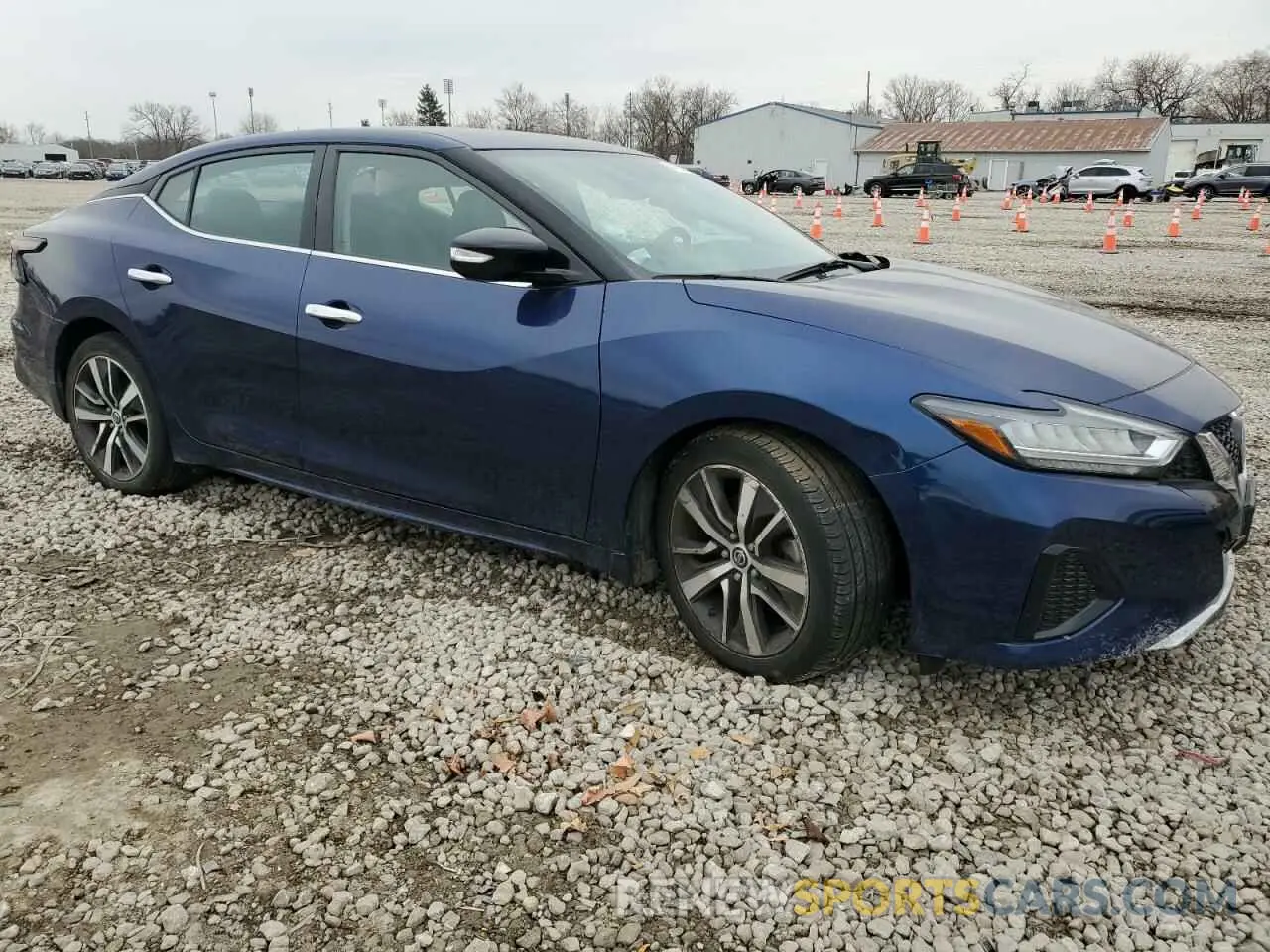 4 Photograph of a damaged car 1N4AA6AV3KC360983 NISSAN MAXIMA 2019