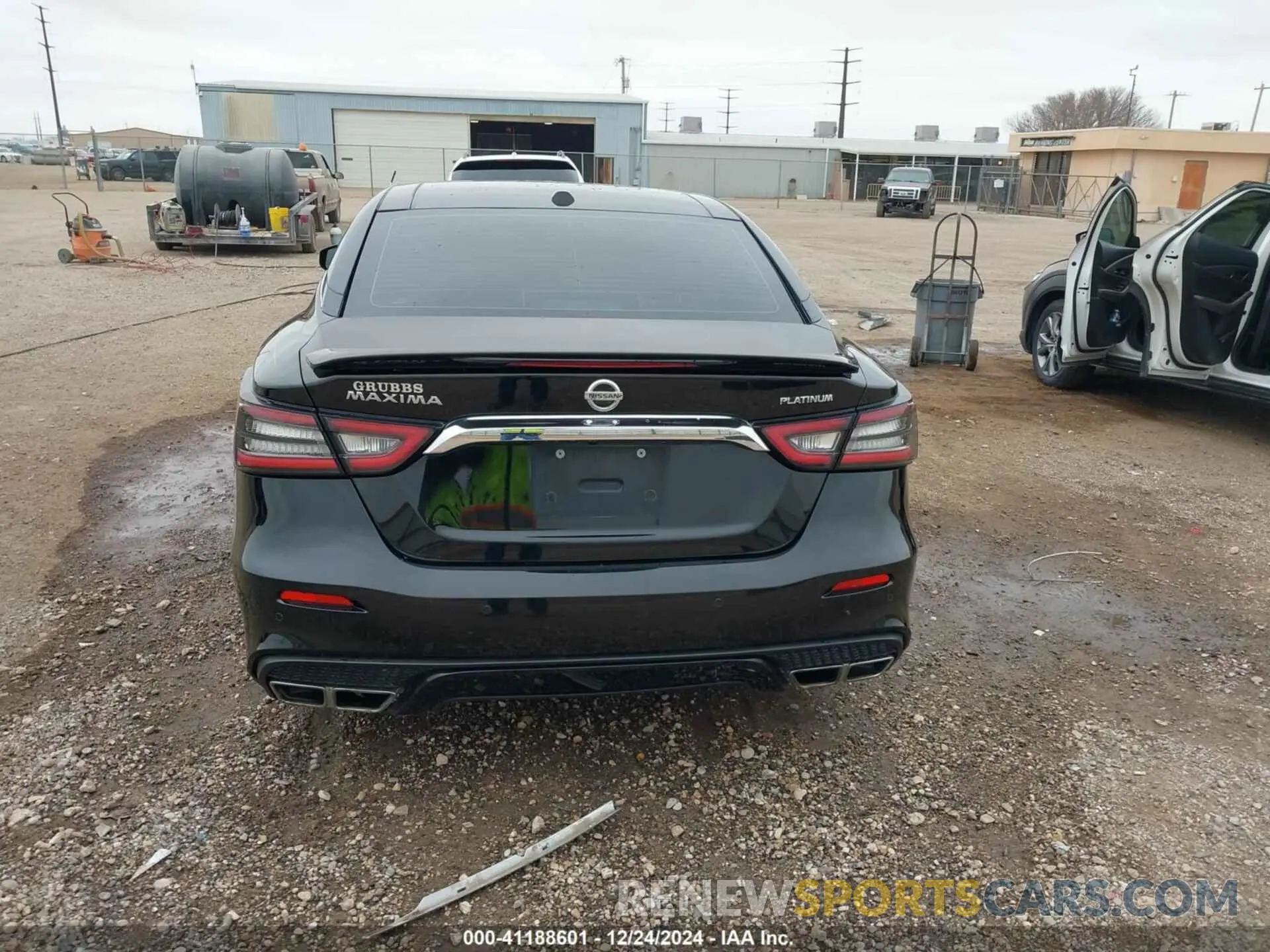 16 Photograph of a damaged car 1N4AA6AV3KC363415 NISSAN MAXIMA 2019