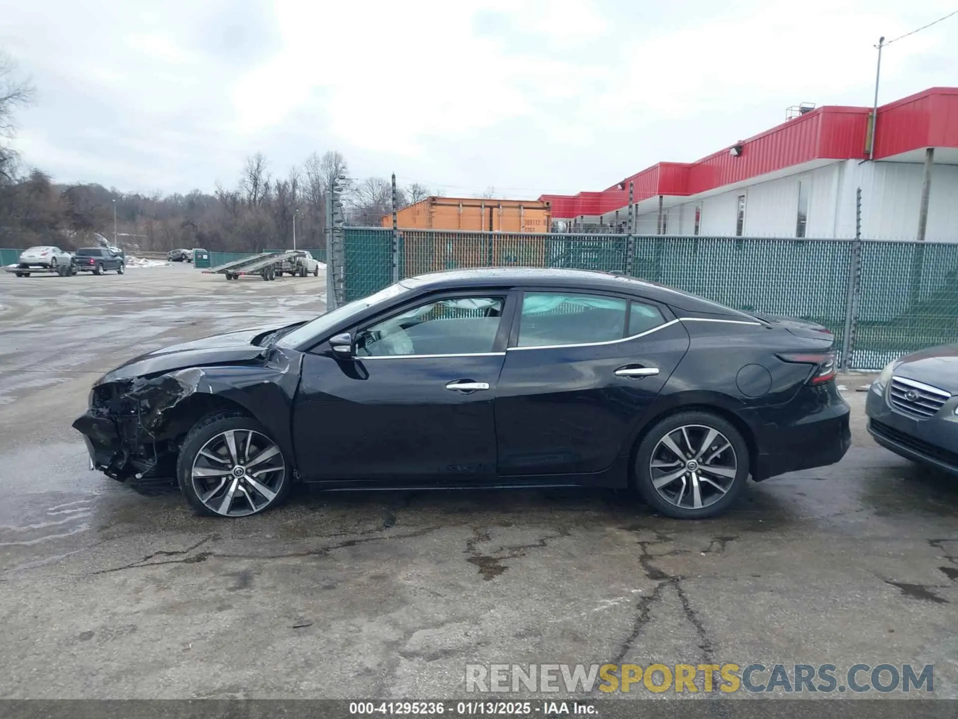 14 Photograph of a damaged car 1N4AA6AV3KC366377 NISSAN MAXIMA 2019