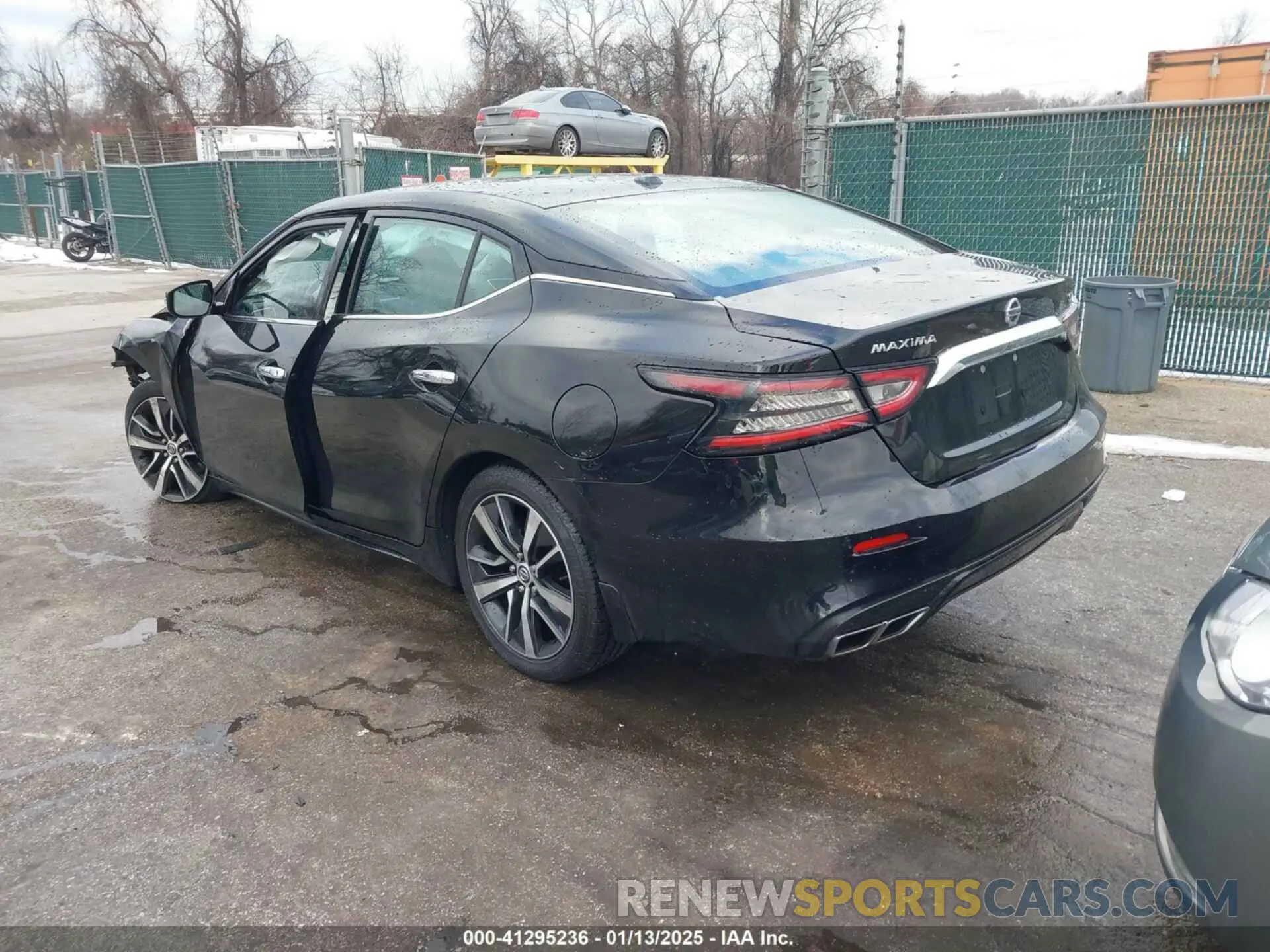 3 Photograph of a damaged car 1N4AA6AV3KC366377 NISSAN MAXIMA 2019