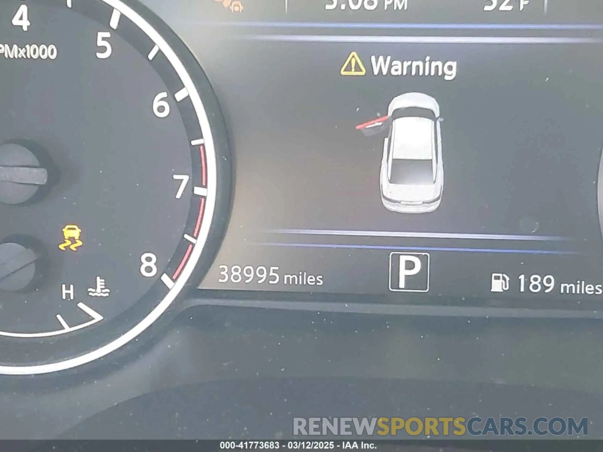 15 Photograph of a damaged car 1N4AA6AV3KC366766 NISSAN MAXIMA 2019