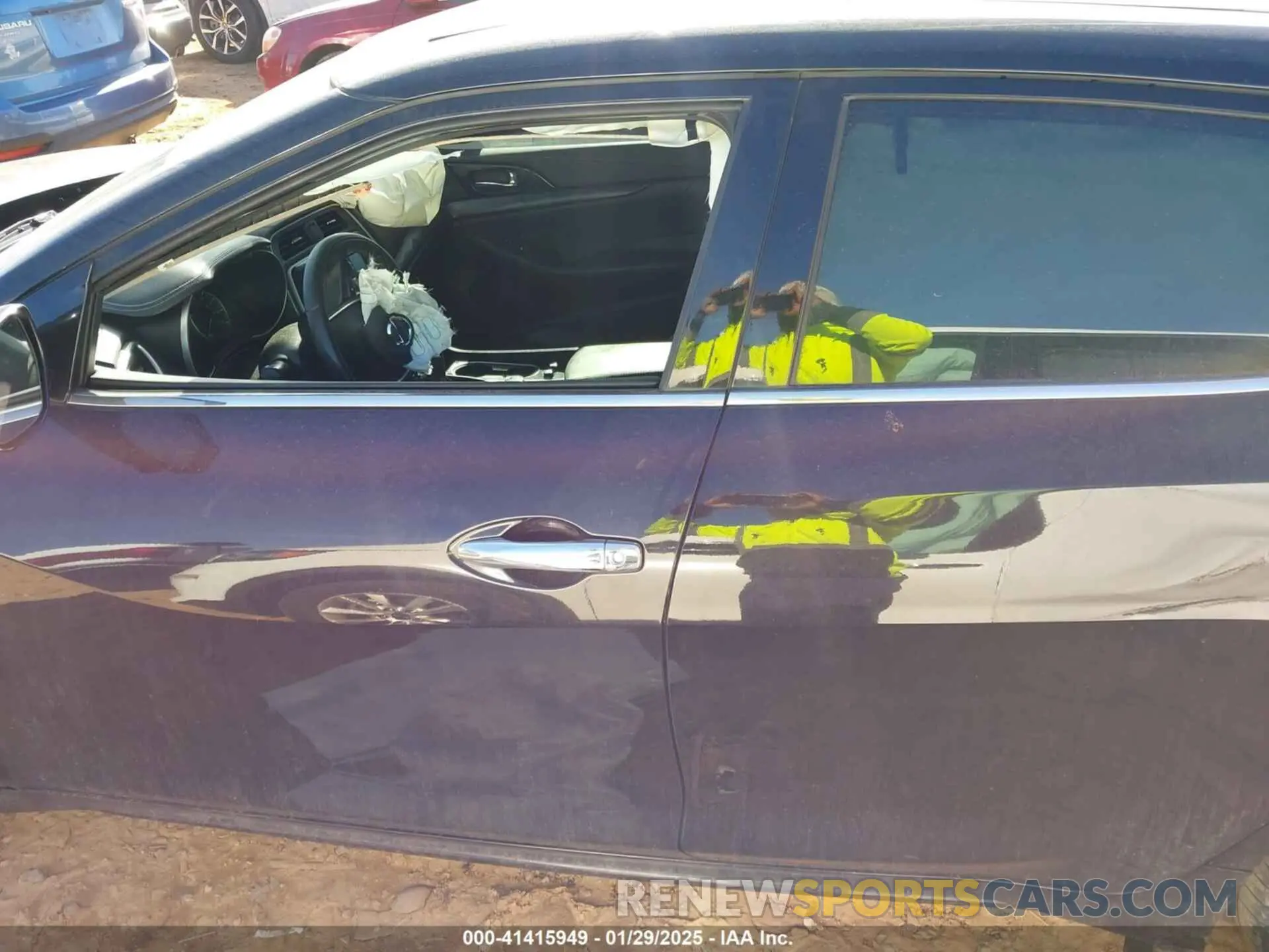 14 Photograph of a damaged car 1N4AA6AV4KC363424 NISSAN MAXIMA 2019