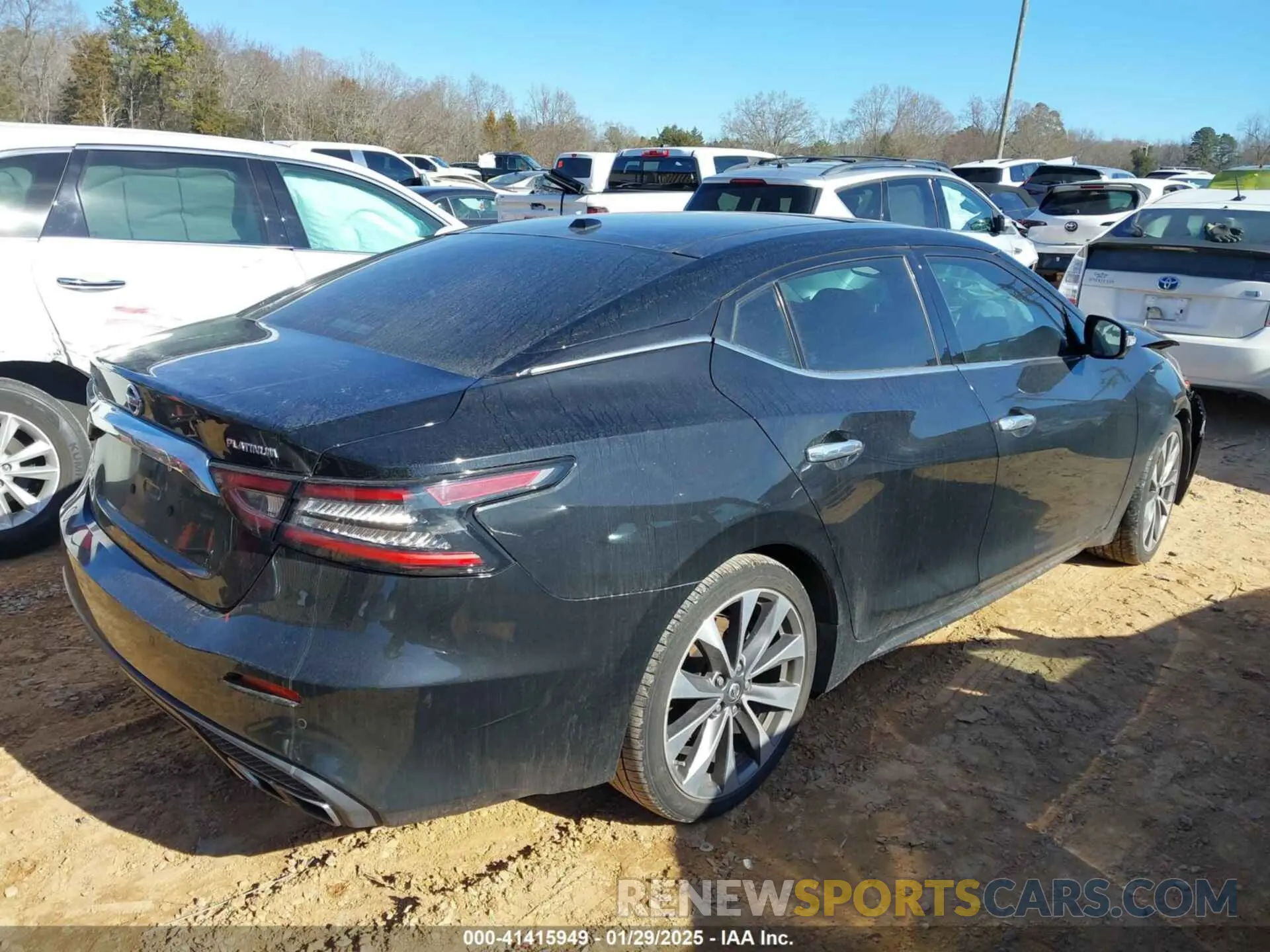 4 Photograph of a damaged car 1N4AA6AV4KC363424 NISSAN MAXIMA 2019