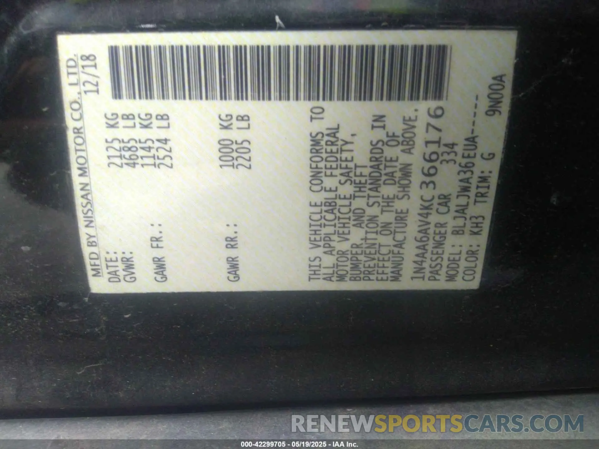 9 Photograph of a damaged car 1N4AA6AV4KC366176 NISSAN MAXIMA 2019