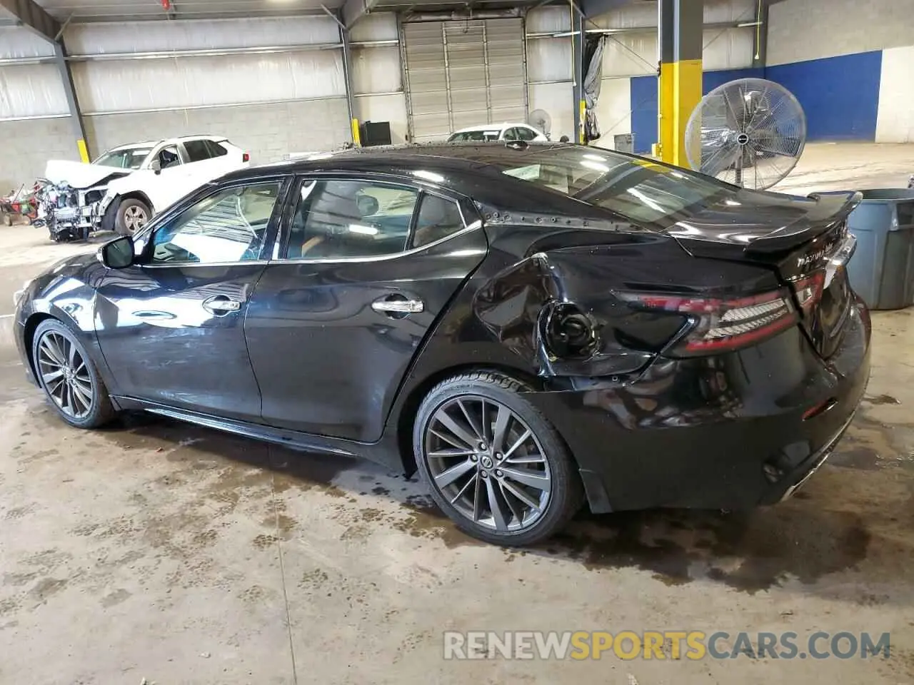 2 Photograph of a damaged car 1N4AA6AV4KC373872 NISSAN MAXIMA 2019