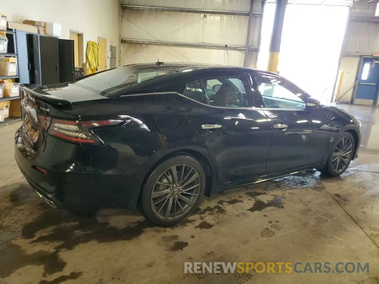 3 Photograph of a damaged car 1N4AA6AV4KC373872 NISSAN MAXIMA 2019