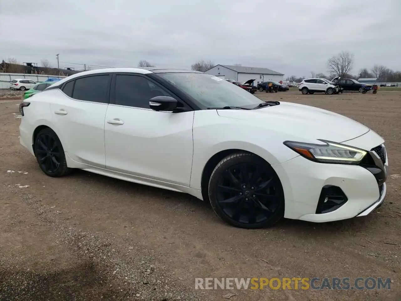 4 Photograph of a damaged car 1N4AA6AV4KC376867 NISSAN MAXIMA 2019