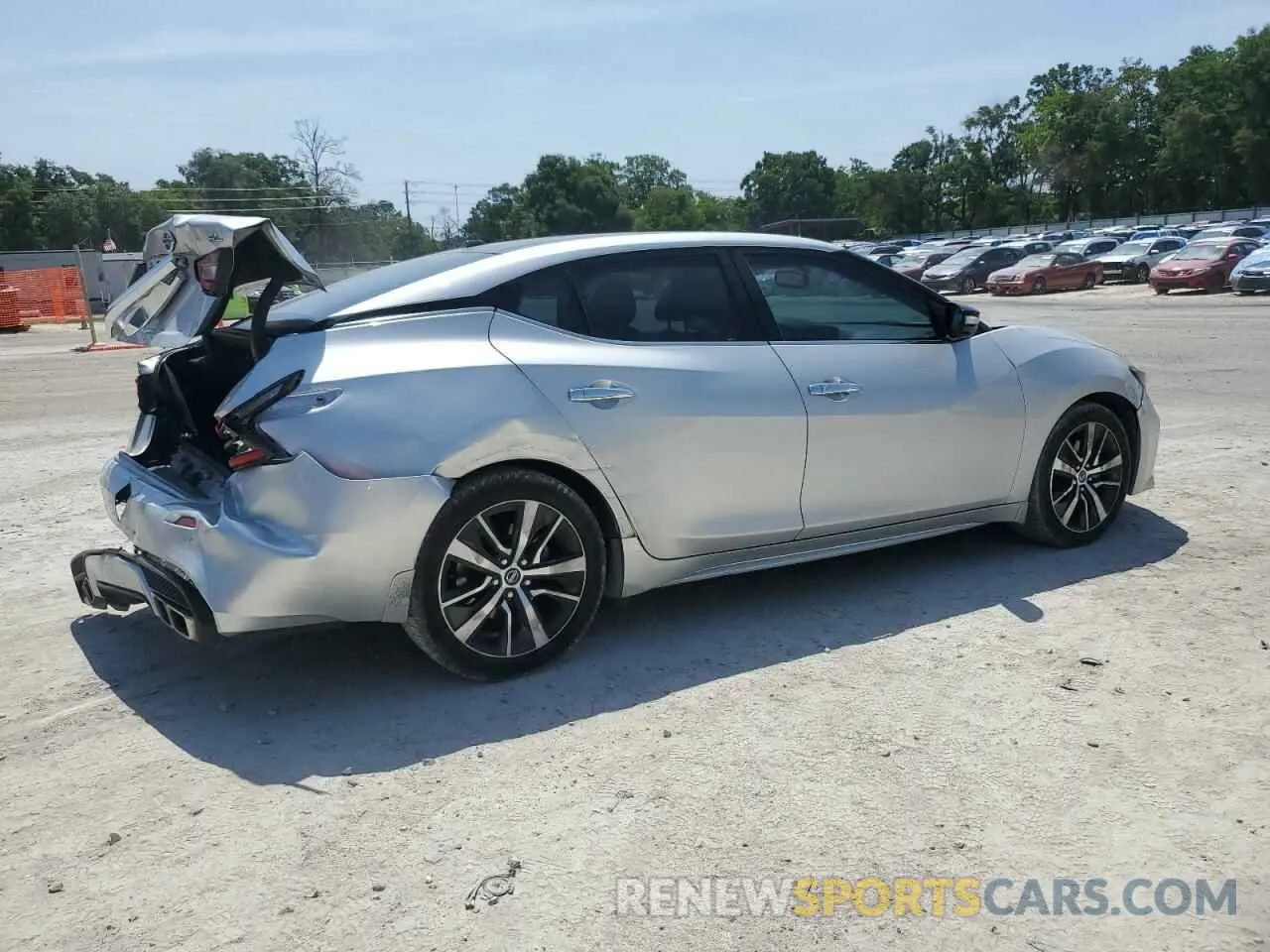 3 Photograph of a damaged car 1N4AA6AV4KC379364 NISSAN MAXIMA 2019